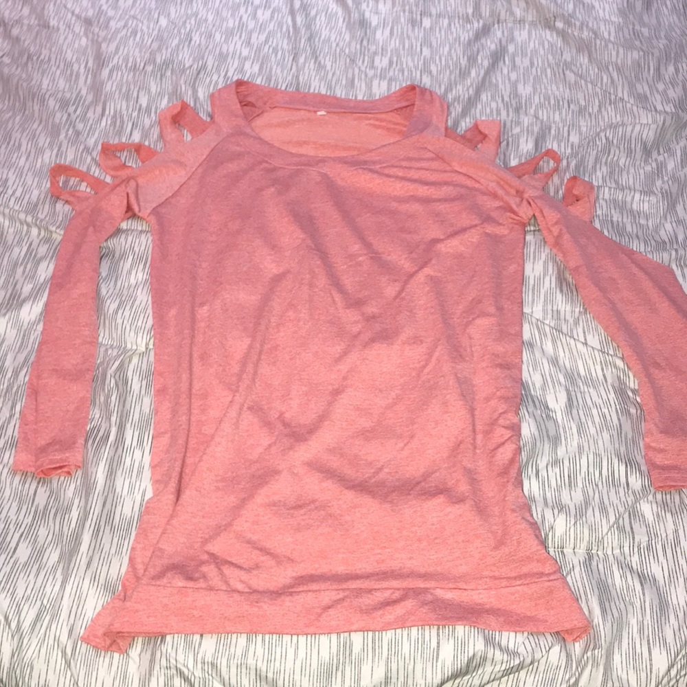 woman’s athletic  top